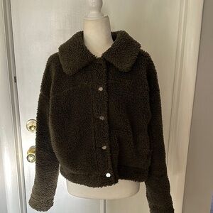 Cozy Green  Textured Sherpa Jacket by Lululemon Size 10/ 12